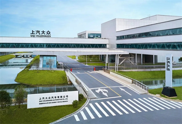 品牌丨合资品牌销冠续写传奇：上汽大众以"油电并进"迎战2025