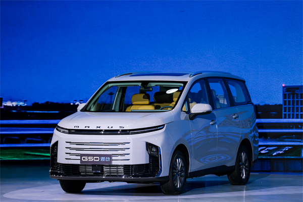 大空间、更省钱、长续航，“国民家用MPV”上汽大通G50混动MPV开启预售，满足家庭用车、旅游出行等全需求！