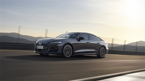 全新上汽奥迪A5L Sportback开启预售，限时臻享26万起